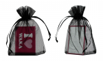 Packaging pochon en organza noir avec miroir rectangle 80x54mm.
Visuel : 'I love Waka en blanc et rose sur fond rose magenta'.