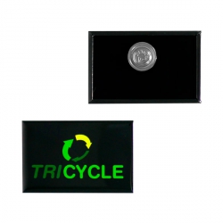 badges rectangles personnalisés 68mm x 45mm avec attache aimantée simple